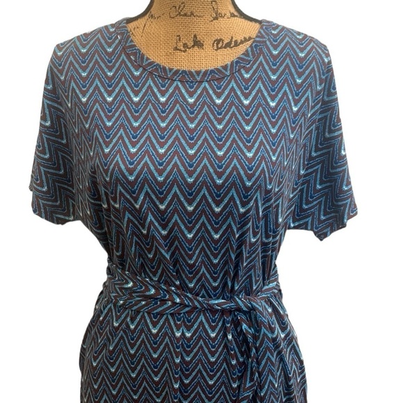 Lularoe Marley Blue Chevron Print Belted T-Shirt Dress Size L - Picture 2 of 9